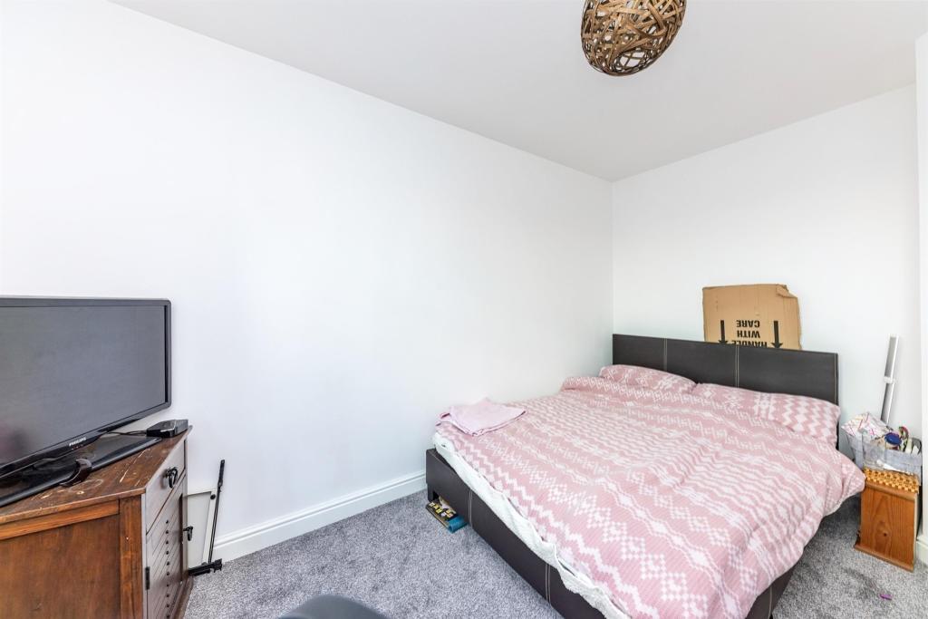 2 bedroom flat for sale in Tannery Way North, Canterbury, CT1