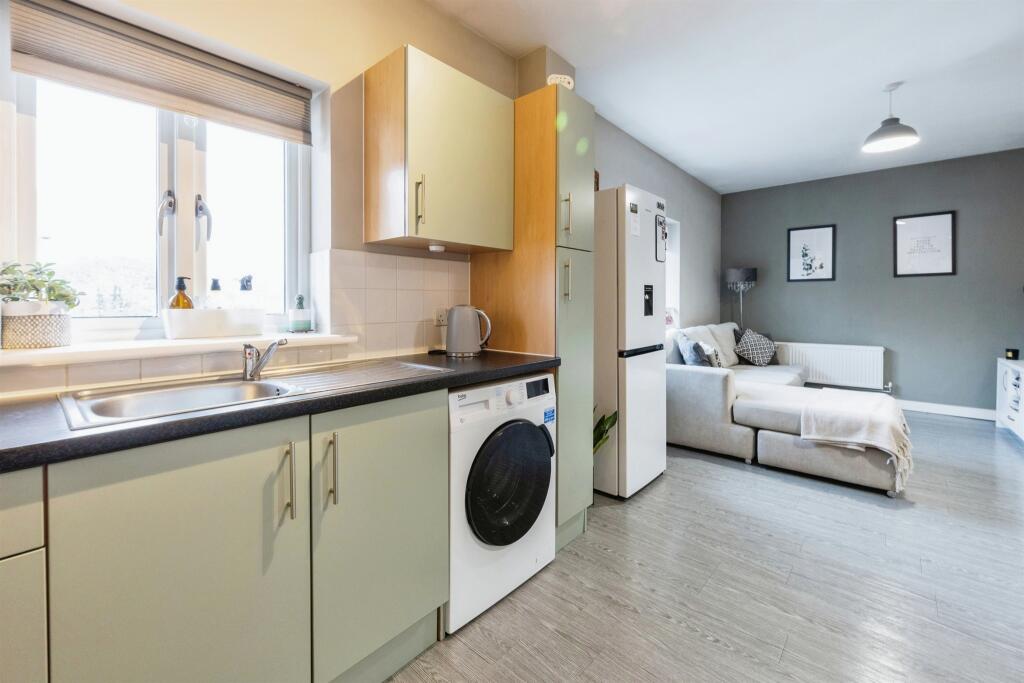 Additional property image - Westwood Drive, CANTERBURY