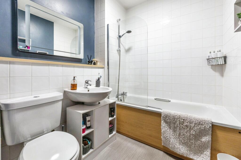 Additional property image - Westwood Drive, CANTERBURY