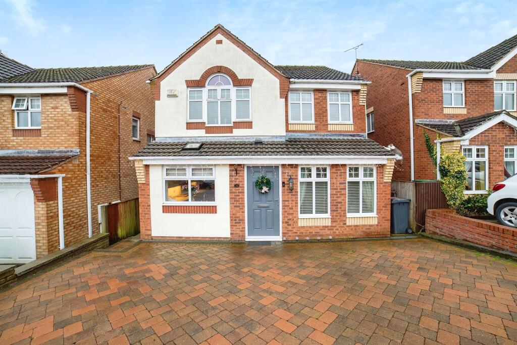 4 bedroom detached house for sale in Rangewood Road, South Normanton