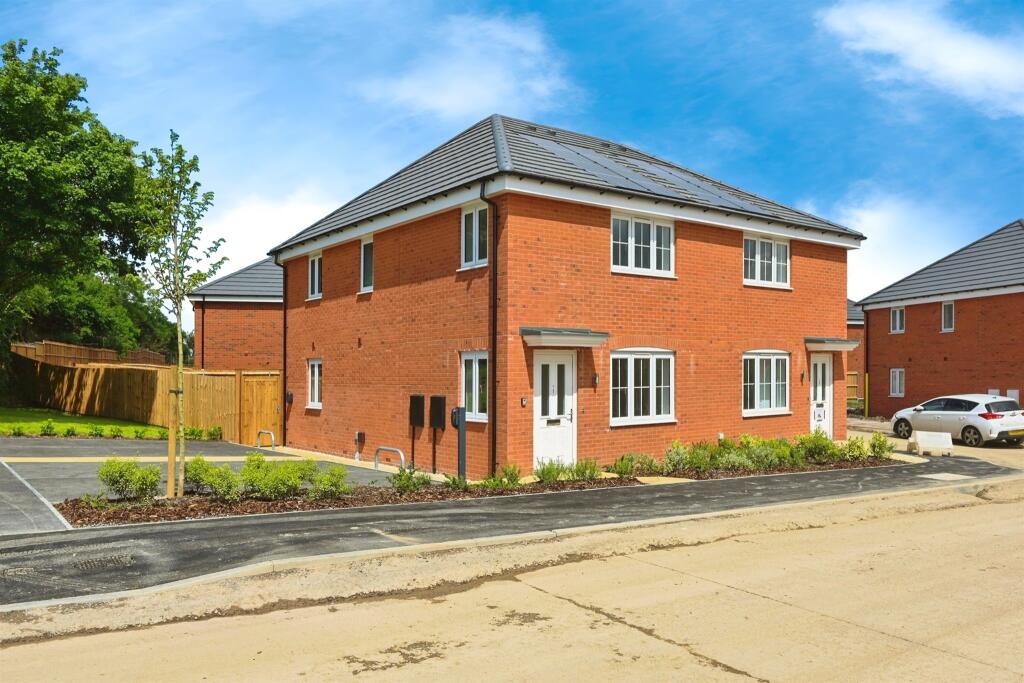 3 bedroom terraced house for sale in Seely Drive, Somercotes, Alfreton