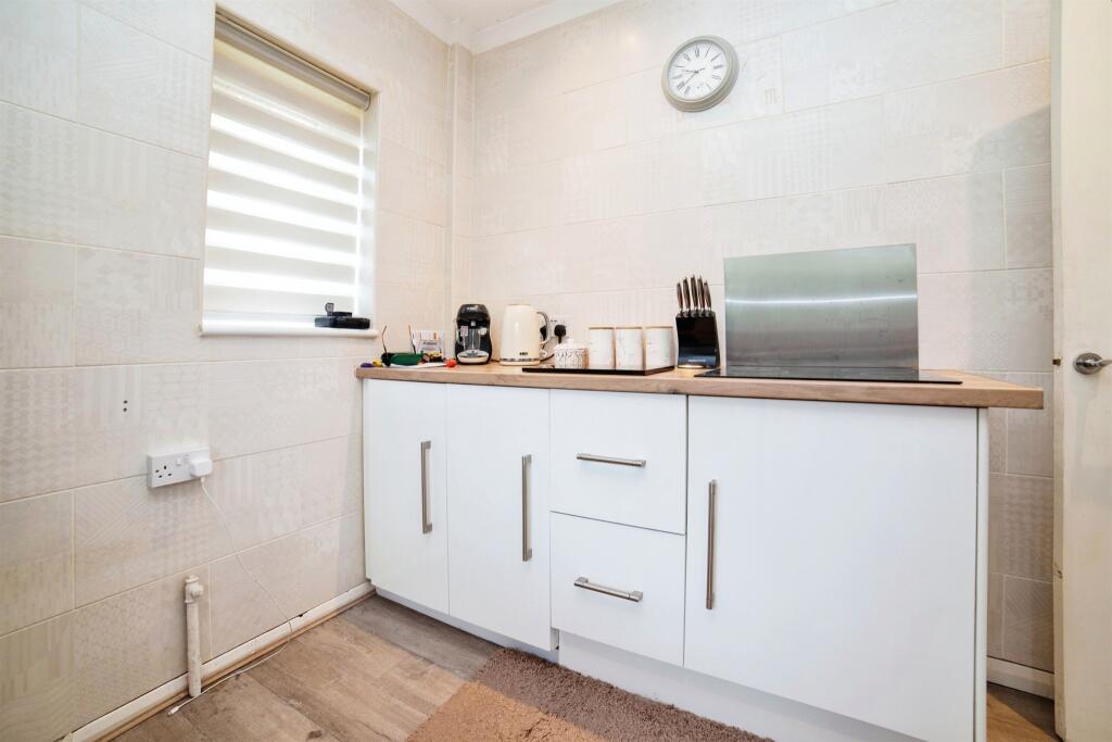 Additional property image - West End Close, Alfreton