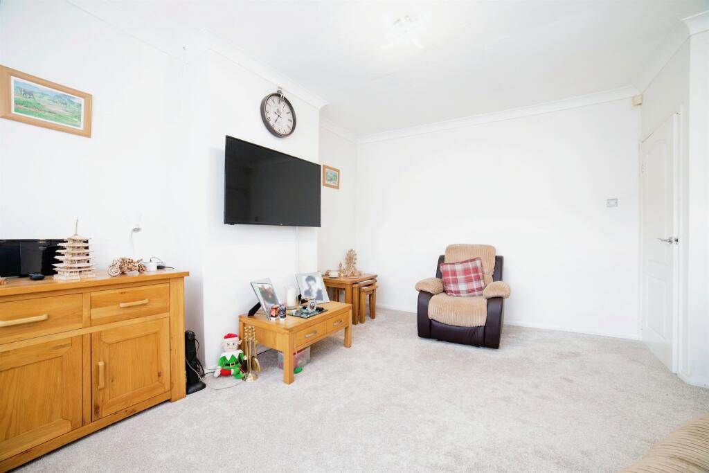 Additional property image - West End Close, Alfreton
