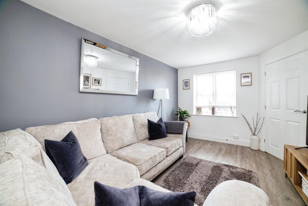 Additional property image - Clayton Ley Close, Alfreton