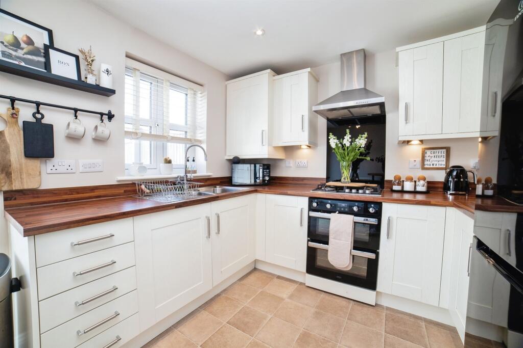 Additional property image - Clayton Ley Close, Alfreton