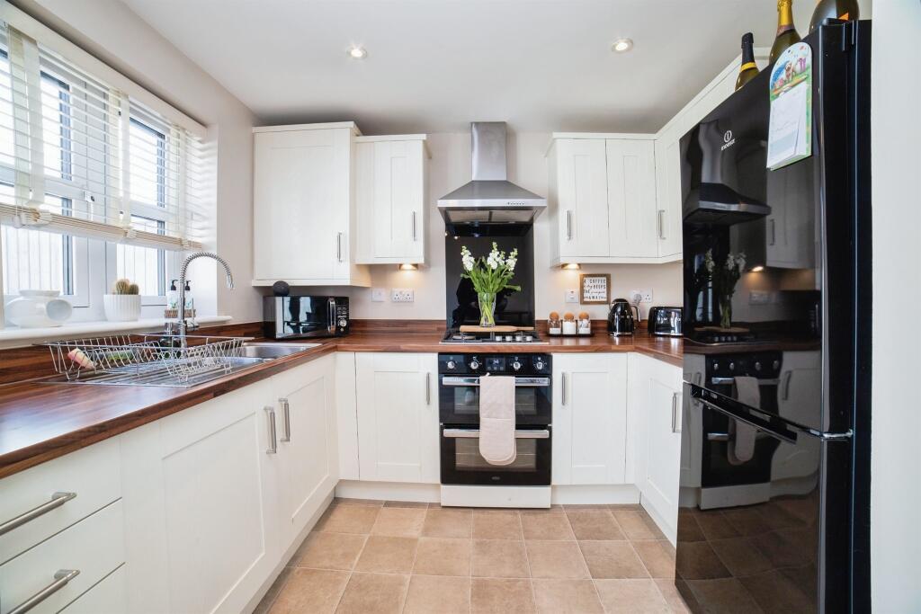 Additional property image - Clayton Ley Close, Alfreton