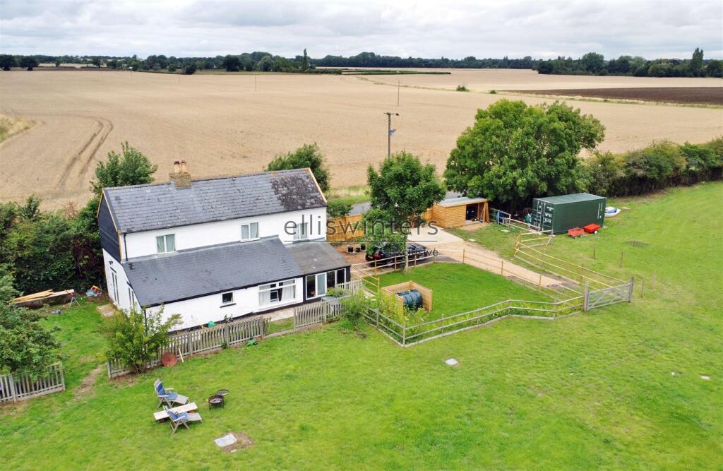 3 bedroom cottage for sale in Gore Tree Road, Hemingford Grey, PE28