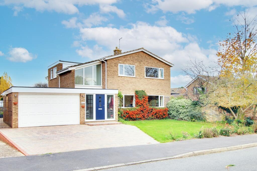 Main image of property: Daintree, Needingworth, Cambridgeshire, PE27