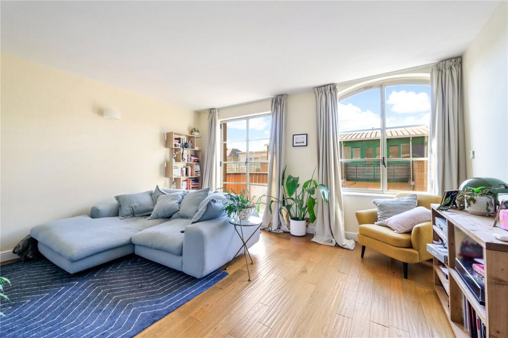 Main image of property: The Circle, Queen Elizabeth Street, London, SE1