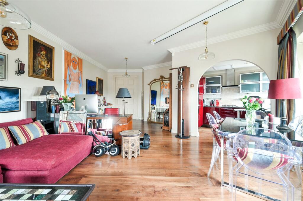 Main image of property: Trinity Square, London, EC3N