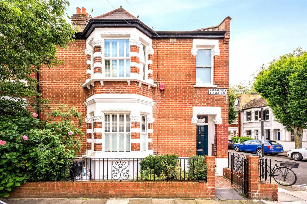 5 bedroom end of terrace house for rent in Narborough Street, London, SW6