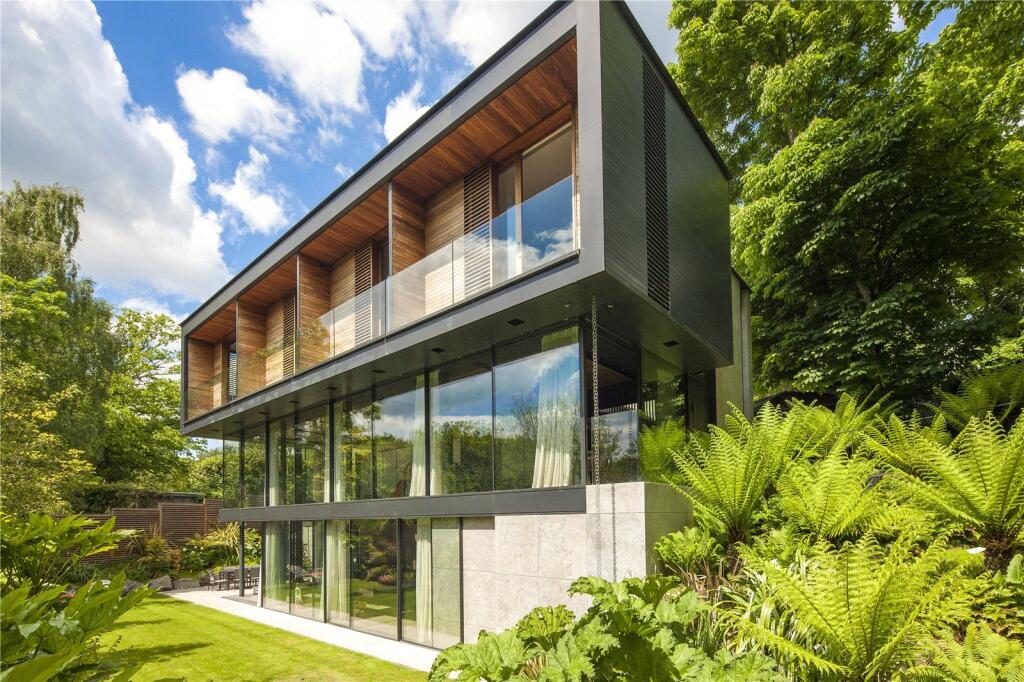 Main image of property: Fitzroy Park, London, N6