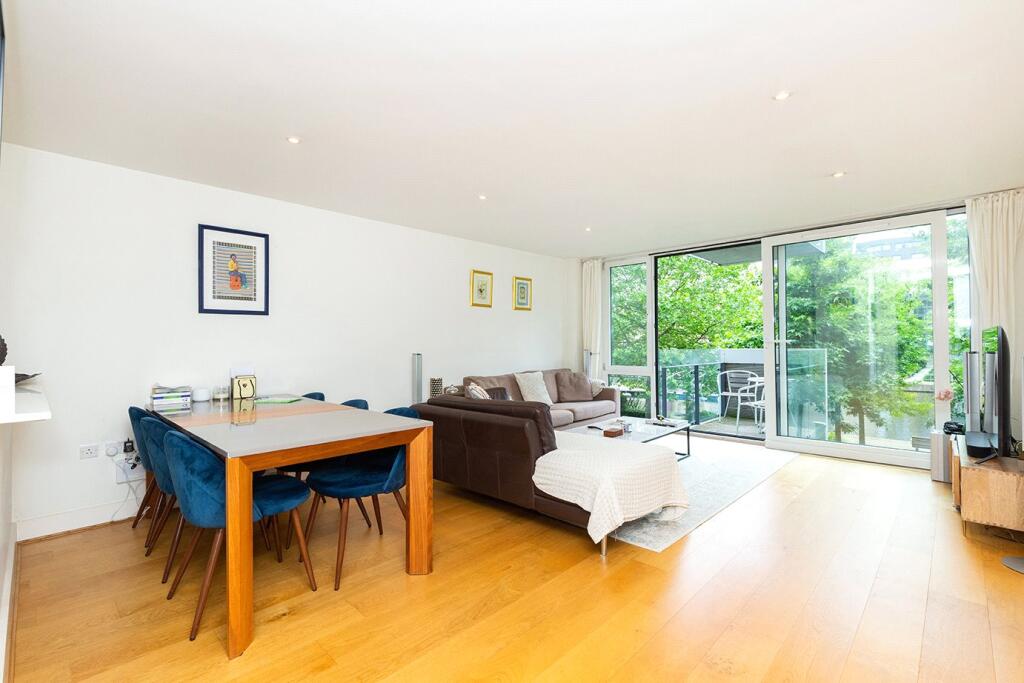 Main image of property: Graham Street, London, N1