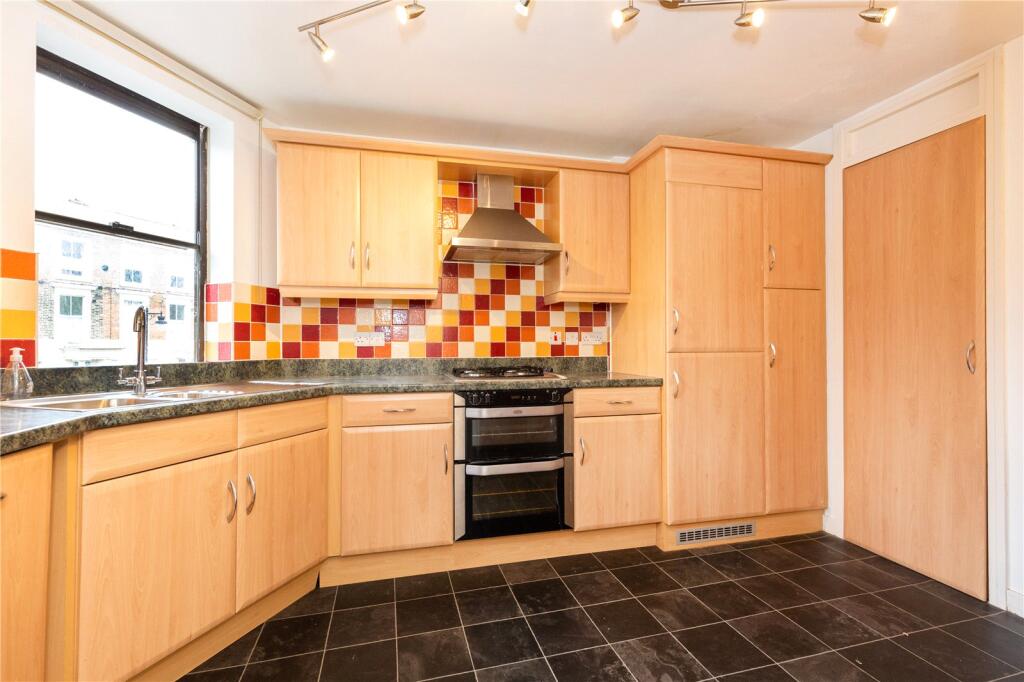 Main image of property: Cleveland Road, London, N1