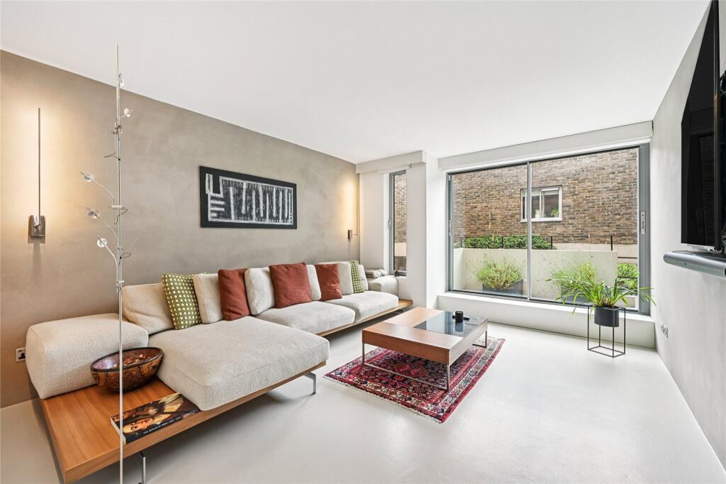 Main image of property: Shaftesbury Mews, London, W8