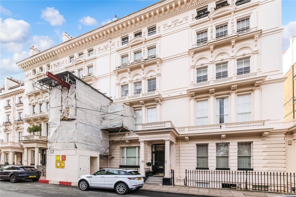 2 bedroom apartment for rent in Eaton Square, Belgravia, London, SW1W