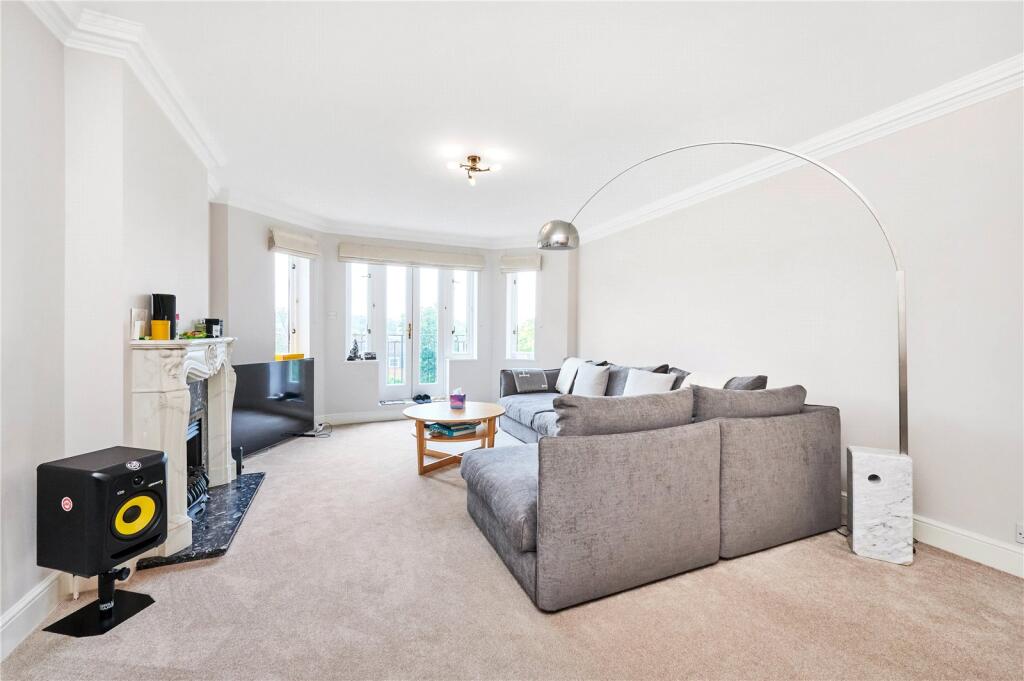 Main image of property: Holly Lodge, 90 Wimbledon Hill Road, London, SW19