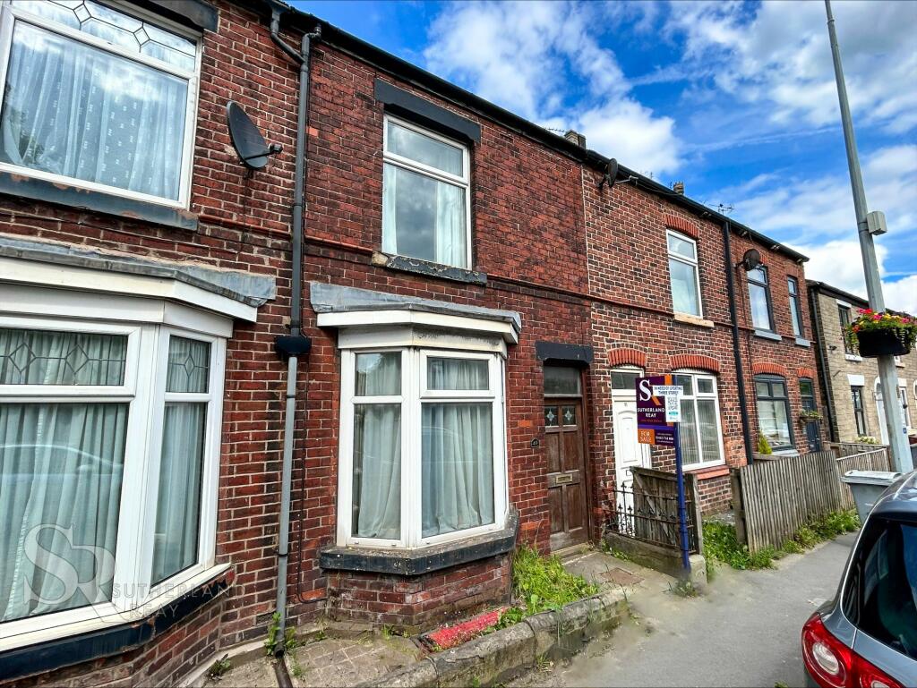 3 bedroom terraced house for sale in Buxton Road, Disley, SK12