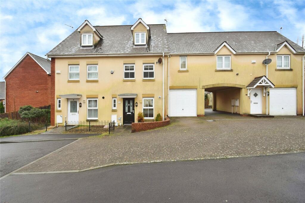 3 bedroom terraced house for sale in Millwood Gardens, Killay, Swansea, SA2