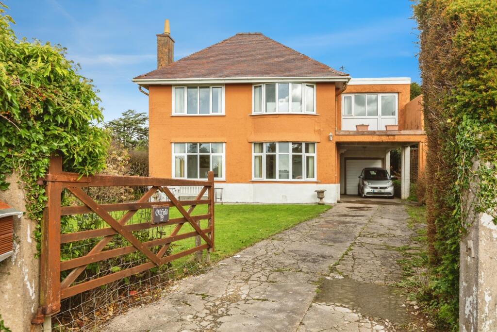 Main image of property: East Cliff, Pennard, Swansea, SA3