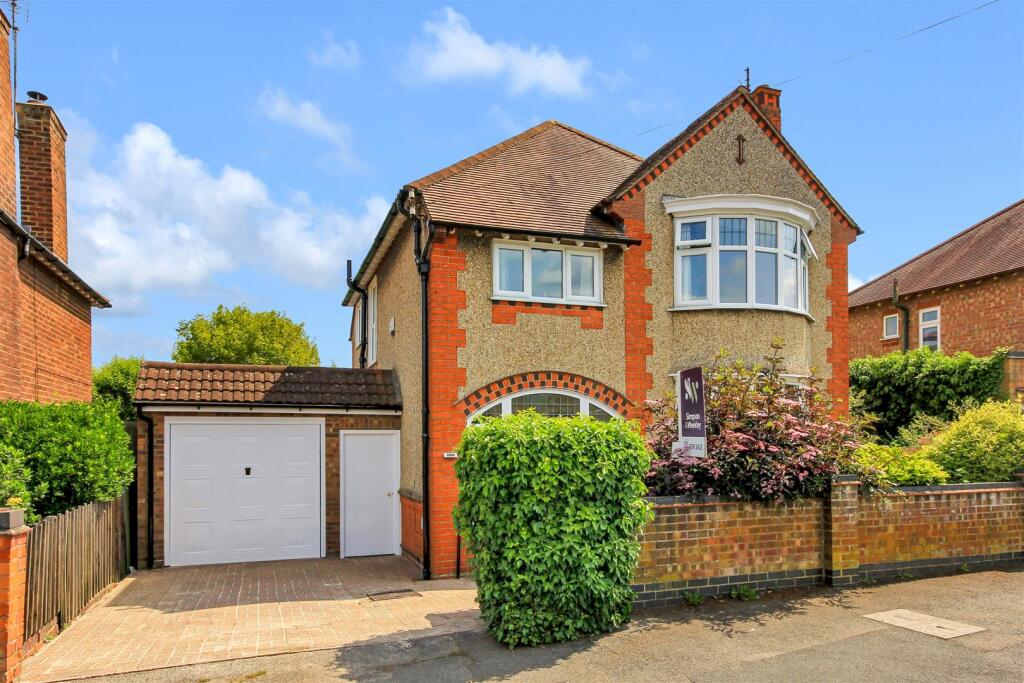 Main image of property: Park Avenue, Rushden