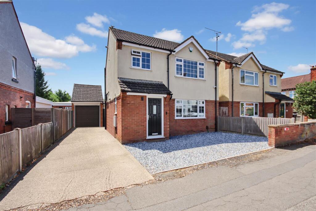 Main image of property: Wellingborough Road, Rushden