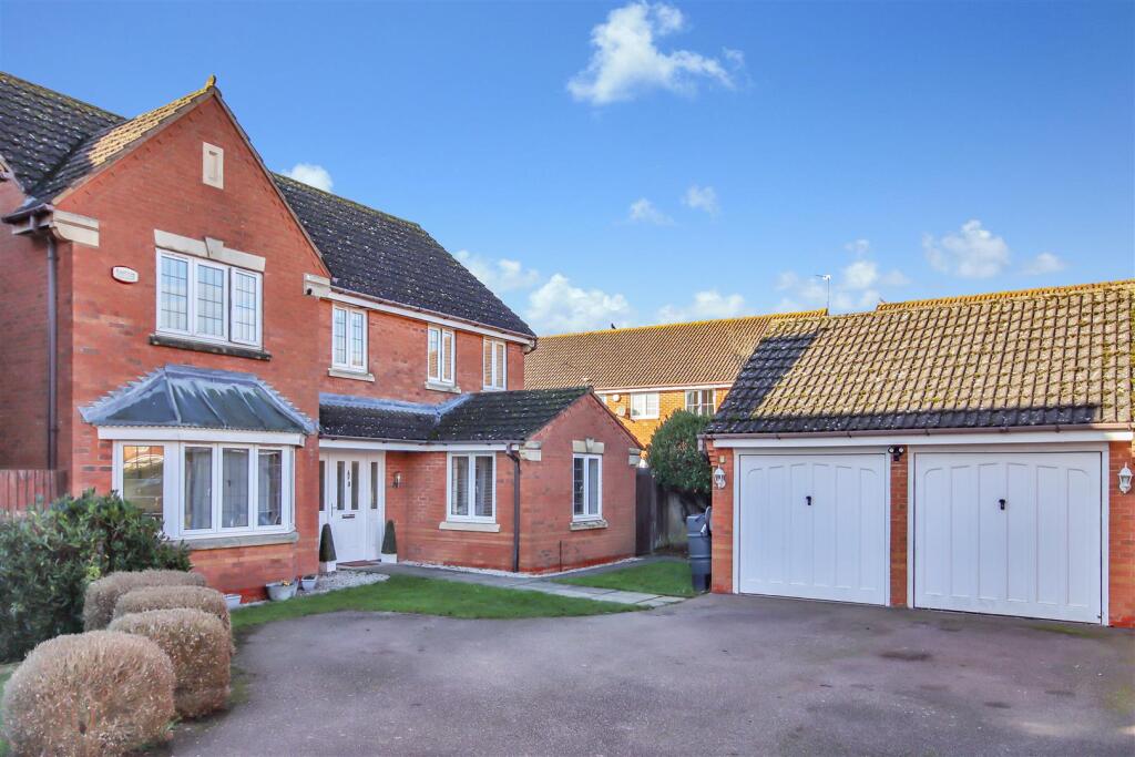 Main image of property: Comfrey Close, Rushden