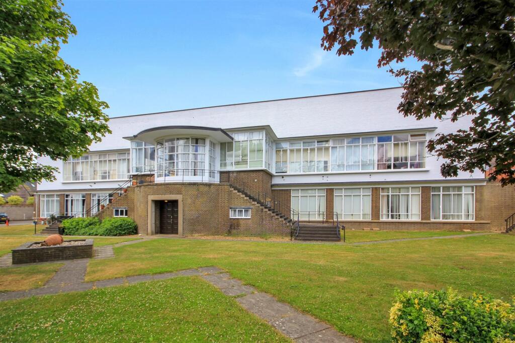 Main image of property: Lime Grove, Rushden