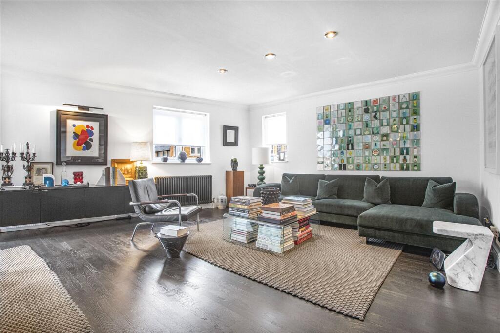 Main image of property: Goswell Road, London, EC1V