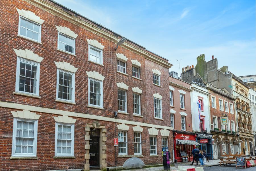 Main image of property: Taylors Bank - City Centre
