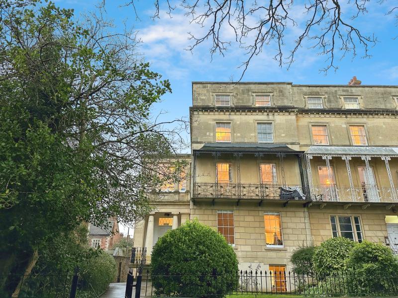 Main image of property: Oakfield Road - Clifton
