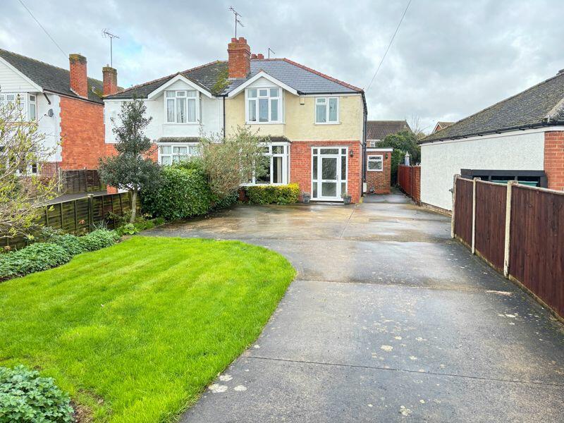 3 bedroom semi-detached house for sale in Innsworth Lane, Longlevens, Gloucester, GL2