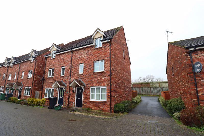 Main image of property: The Warren, Gloucester