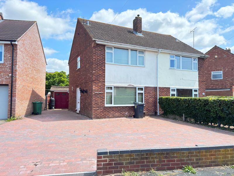 Main image of property: Paygrove Lane,Longlevens, Gloucester