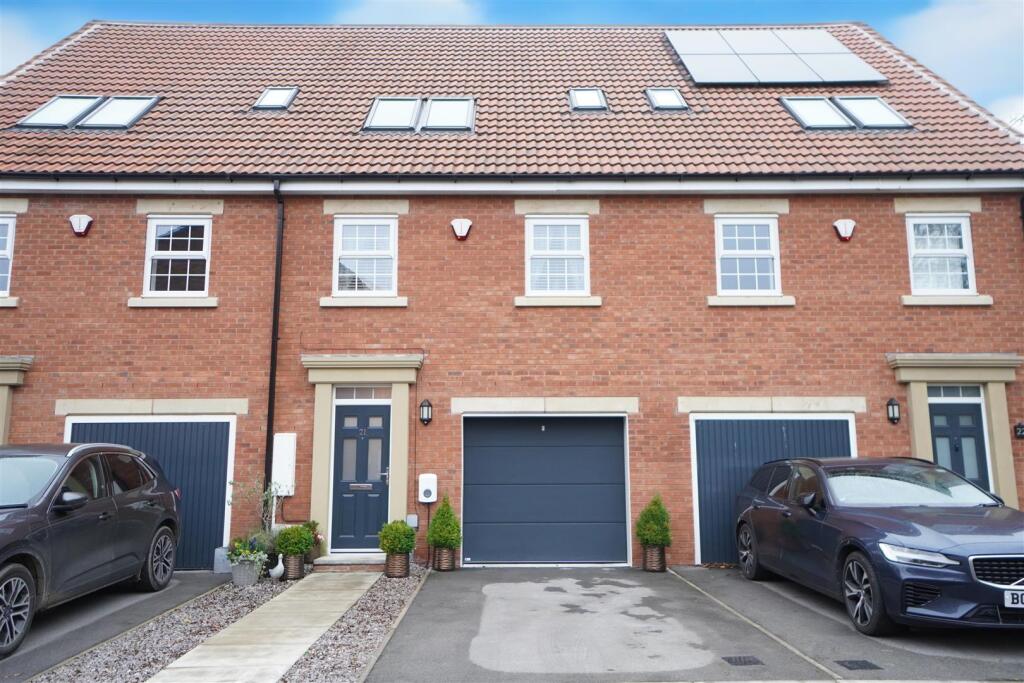 Main image of property: Harrison Croft, Gilberdyke, Brough