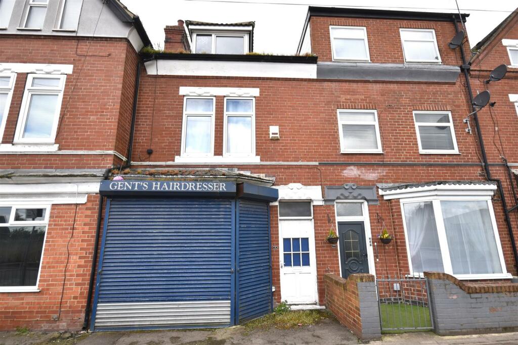 4 bedroom terraced house for sale in Swinefleet Road, Goole, DN14