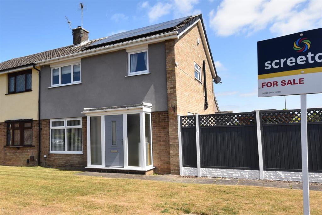 Main image of property: Birt Grove, Goole