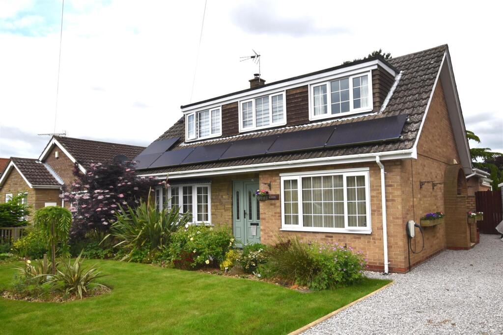 Main image of property: Reedness, Goole