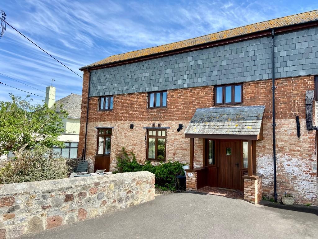 2 bedroom barn conversion for sale in Anchor Street, Watchet, Somerset