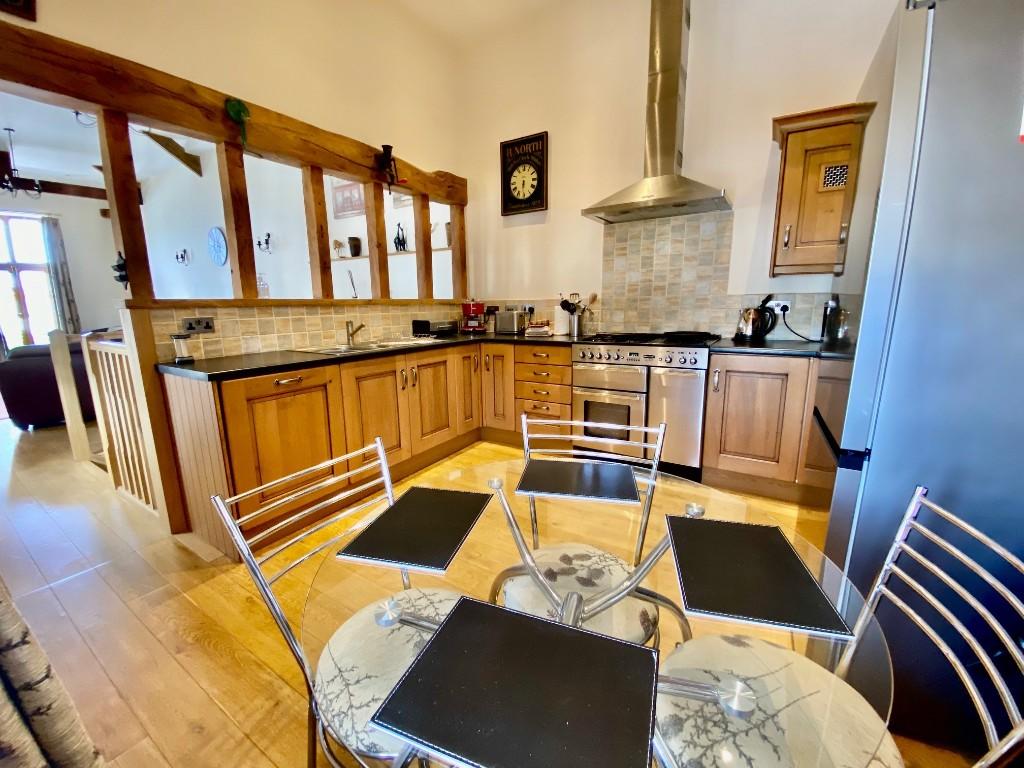 2 bedroom barn conversion for sale in Anchor Street, Watchet, Somerset