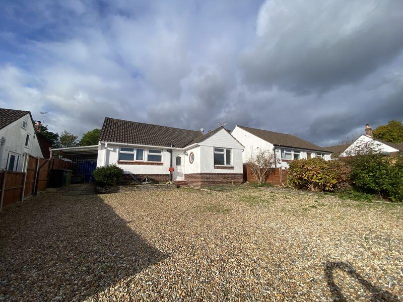Main image of property: Yew Tree Close, Hedge End, SO30