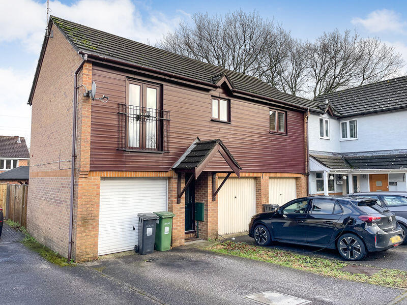 Main image of property: Cheltenham Gardens, Hedge End