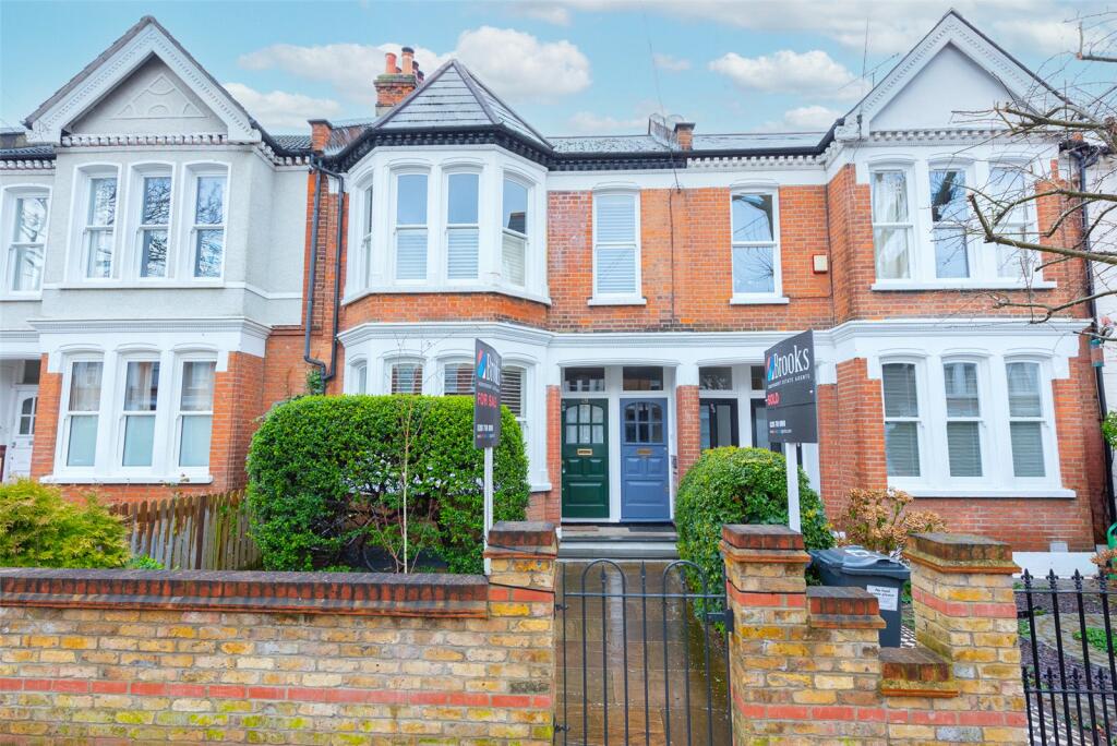 2 bedroom apartment for sale in Harborough Road, Streatham Hill, London ...