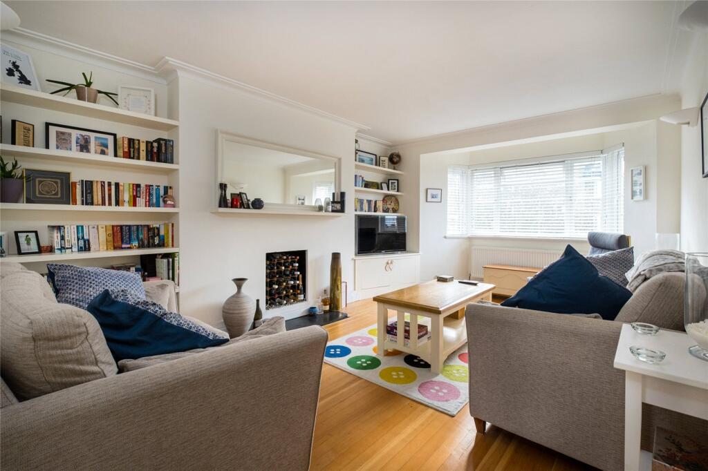 Main image of property: Streatham High Road, London, SW16