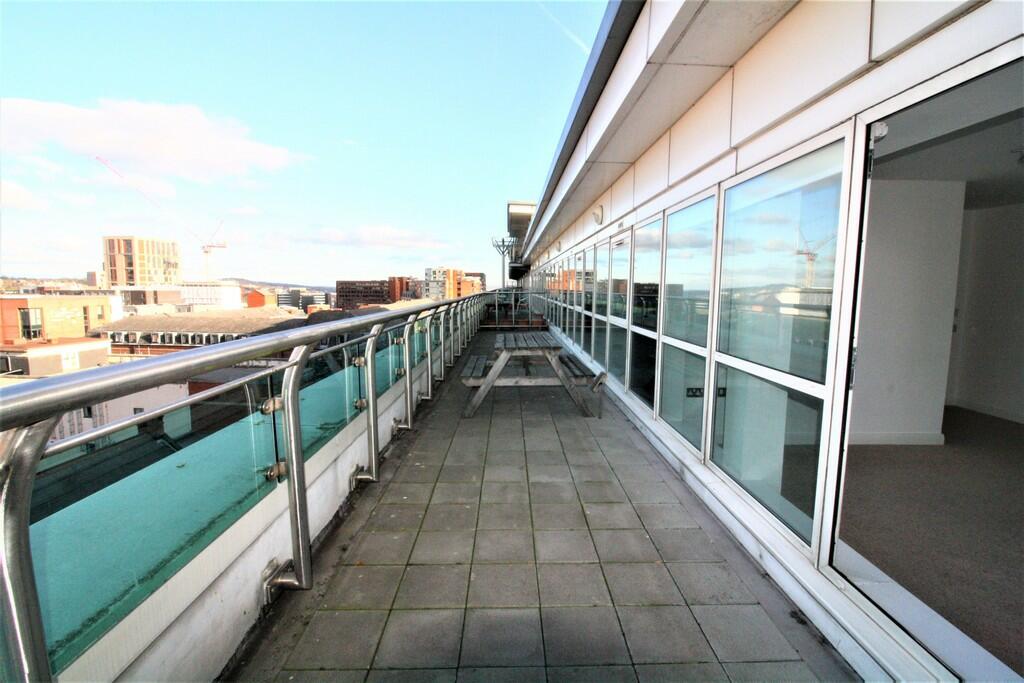 Main image of property: Royal Plaza, 2 Westfield Terrace, S1 4GG