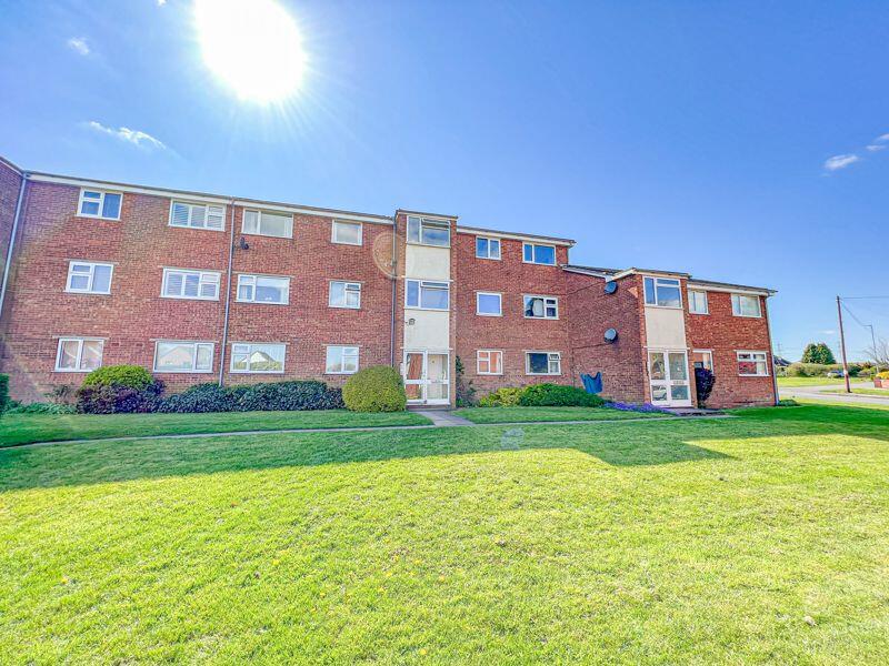 2 bedroom flat for sale in Croxton Court, Aldridge Road, Sutton