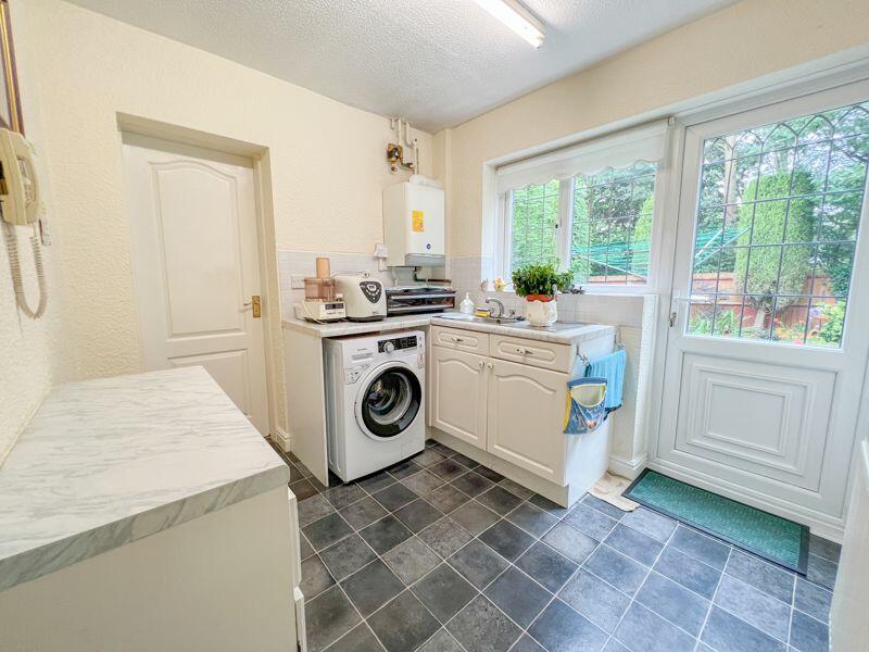 Additional property image - Schoolacre Rise, Streetly, Sutton Coldfield, B74 3PR