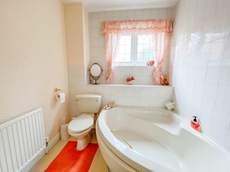 Additional property image - Schoolacre Rise, Streetly, Sutton Coldfield, B74 3PR