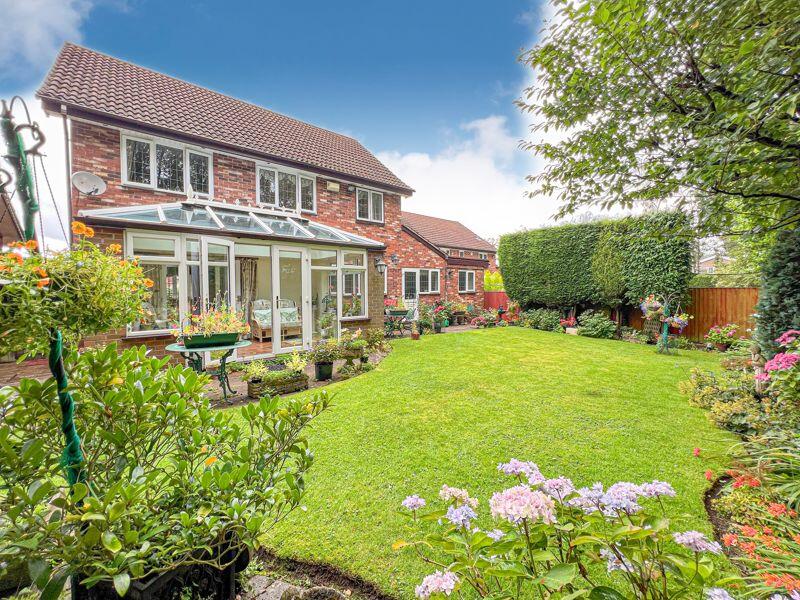 Additional property image - Schoolacre Rise, Streetly, Sutton Coldfield, B74 3PR