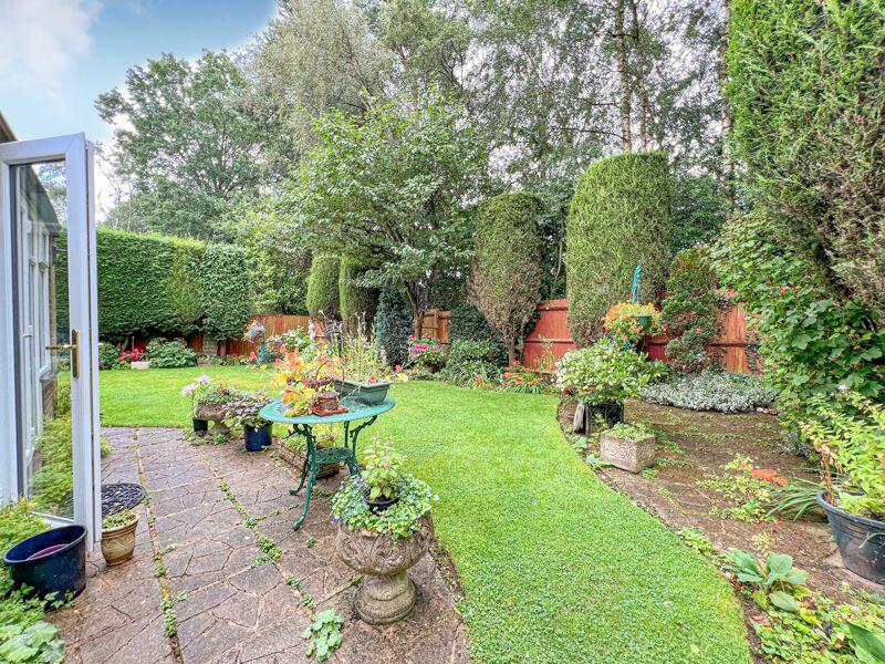 Additional property image - Schoolacre Rise, Streetly, Sutton Coldfield, B74 3PR